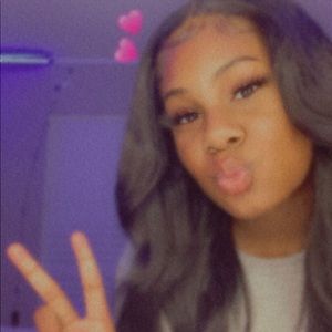 Meet your Posher, Tyra